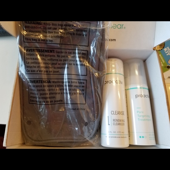 Proactiv - Picture 1 of 3